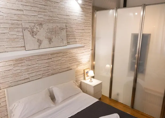 Apartament Barberini Close To Fontana Di Trevi *